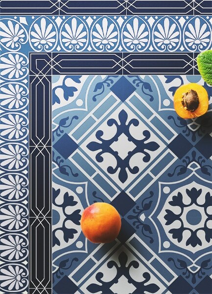 Modny winylowy dywan Granatowa talavera