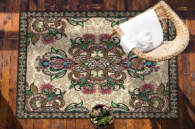 Piękny dywan zewnętrzny Klasyczny wschodni wzór
