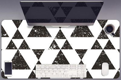 Mata ochronna na biurko Czarno białe trójkąty
