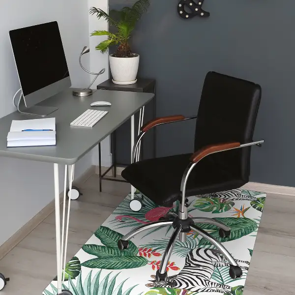 Podkładka pod krzesło obrotowe Flaming i zebra