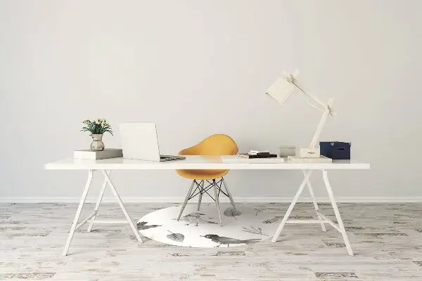 Mata na podłogę pod krzesło Rysowane ptaki